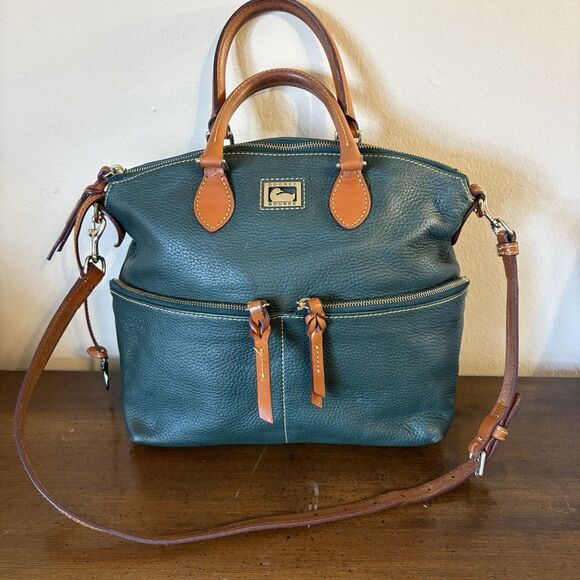 Dooney & Bourke Handbags - Dooney & Bourke Dillen Large Forest Green Zipper Pocket HOBO Sac Shoulder Bag